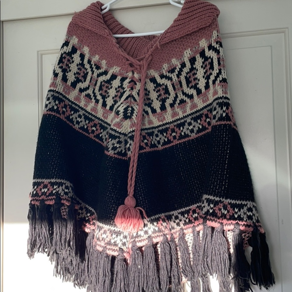Free People Poncho / Cape